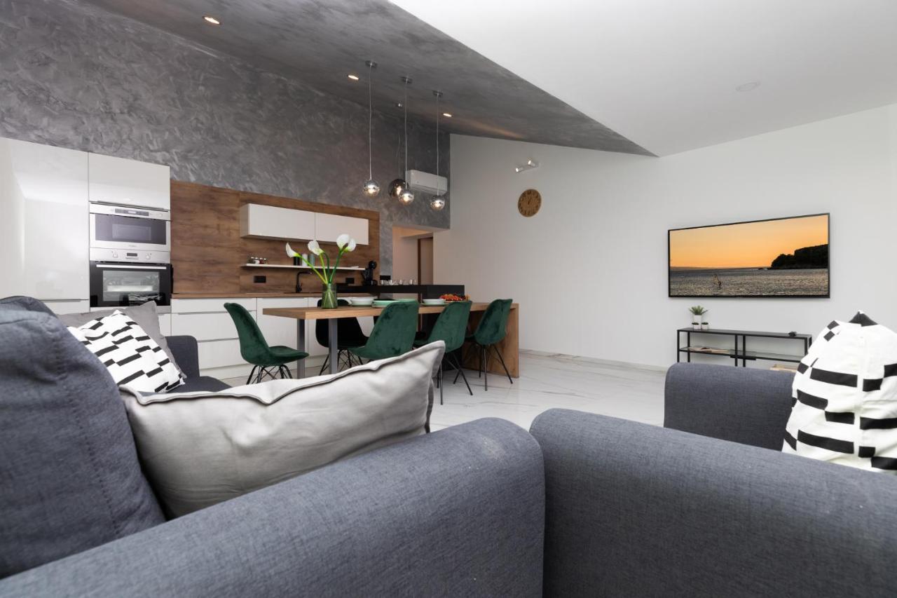 Apartments Ban Mimice Bagian luar foto