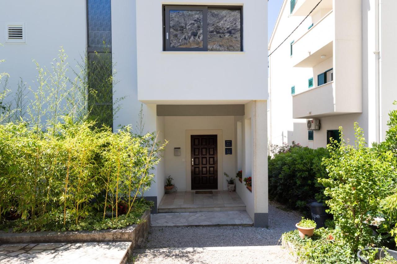 Apartments Ban Mimice Bagian luar foto